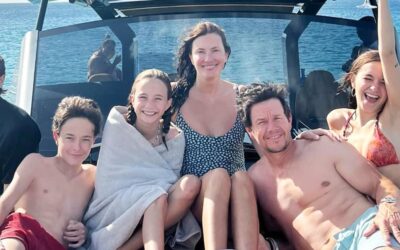 See Mark Wahlberg and his family’s casual 2023 Christmas card